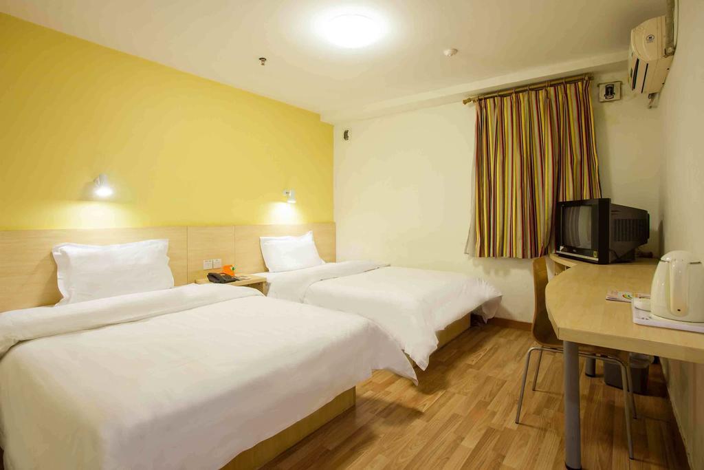 7 Days Inn Shenzhen Railway Station Habitación foto